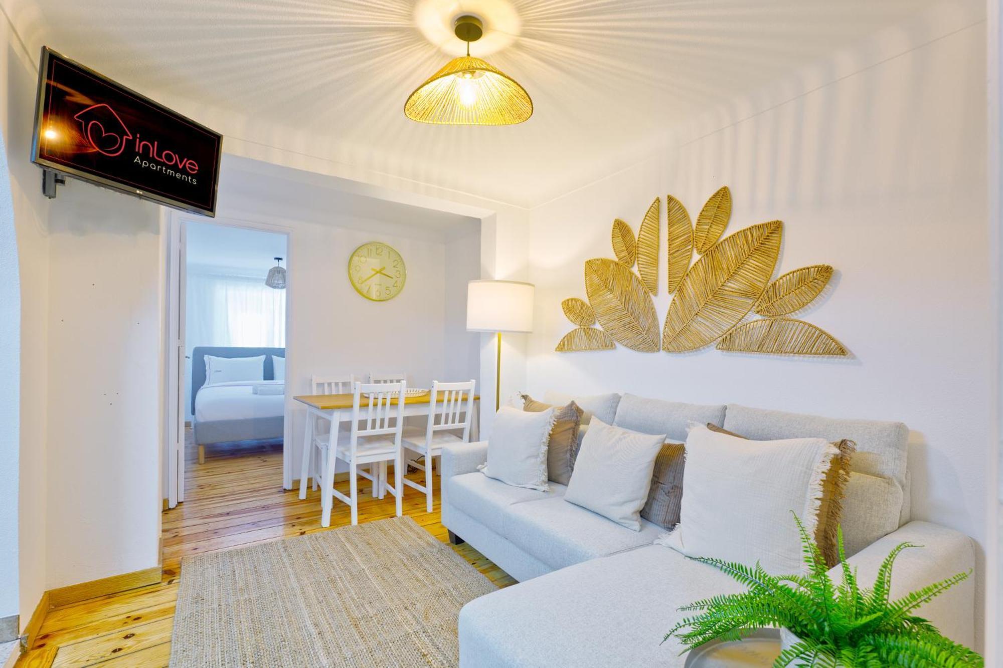New! Family On The Walls Of Apartamento *